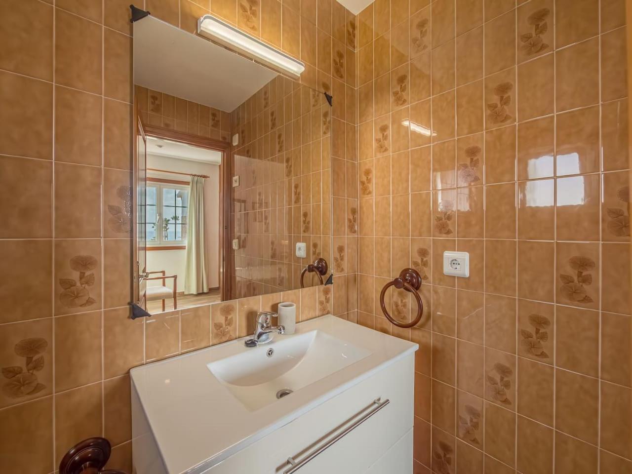 Villa Sur Binisafua 外观 照片