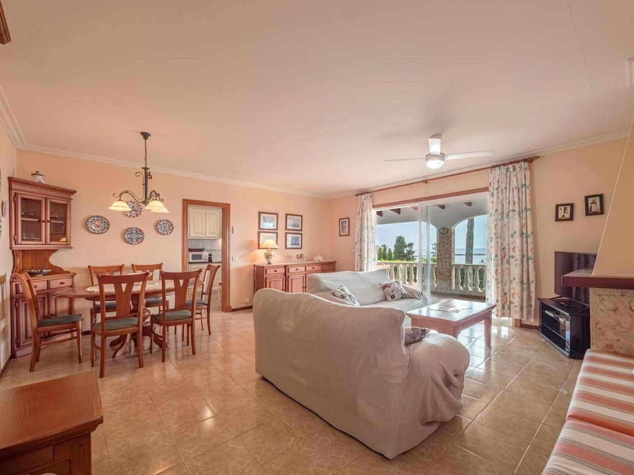 Villa Sur Binisafua 外观 照片