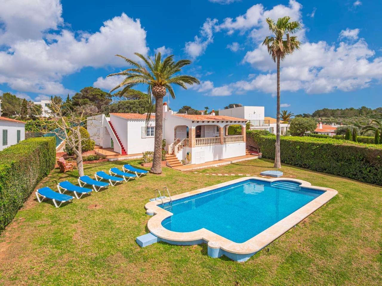 Villa Sur Binisafua 外观 照片